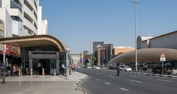 Salahuddin Metro Station, Dubai: Location, Route, Exit, Facilities